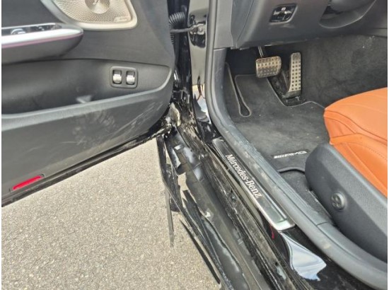 2025 Mercedes-Benz C -Klasse Lim. C 300 e 4Matic Edition AMG Line