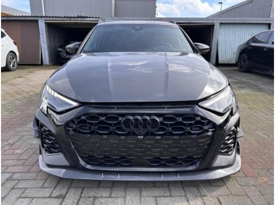 2023 Audi RS 3 Sportback 2.5 TFSI quattro