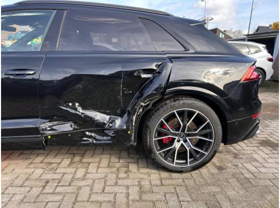 2023 Audi SQ8 4.0 TFSI quattro competition plus