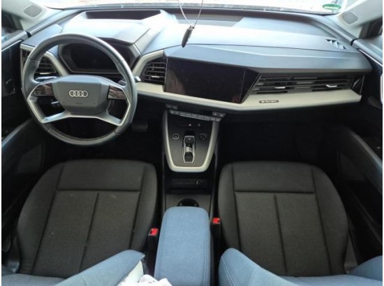 2023 Audi Q4 e-tron 40 e-tron basis