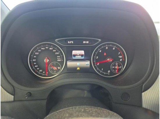 2017 Mercedes-Benz B -Klasse B200