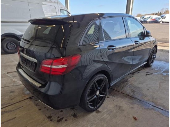 2017 Mercedes-Benz B -Klasse B200