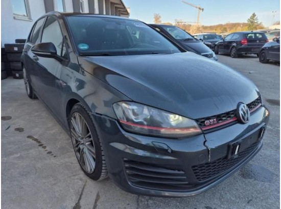 2015 Volkswagen Golf VII Lim. GTI Performance BMT