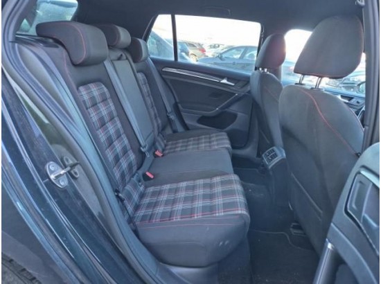 2015 Volkswagen Golf VII Lim. GTI Performance BMT