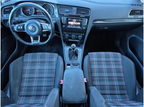 2015 Volkswagen Golf VII Lim. GTI Performance BMT