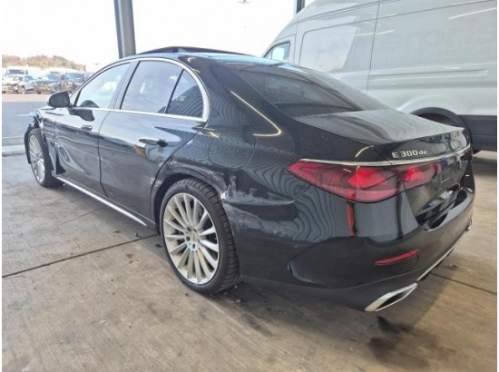 2025 Mercedes-Benz E -Klasse Lim. E 300 de 4Matic AMG Line Premium Plus