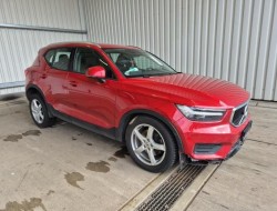2019 Volvo XC40 Momentum Pro AWD