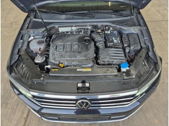 2024 Volkswagen Passat Variant Elegance