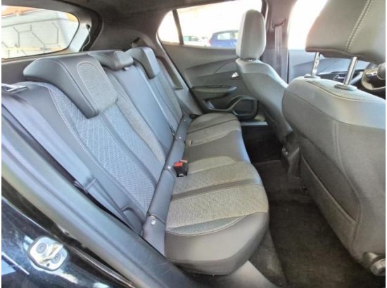 2024 Peugeot 2008 Allure