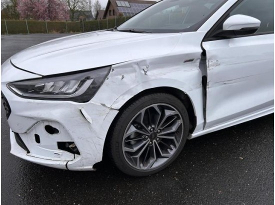 2022 Ford Focus Turnier ST-Line X