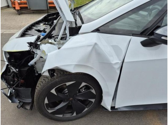 2025 Cupra Born 170kW