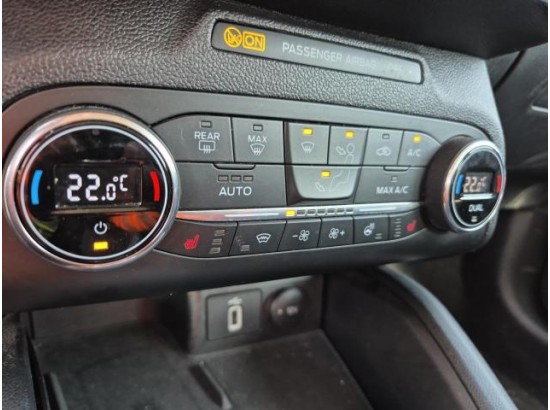 2020 Ford Focus Turnier Cool & Connect