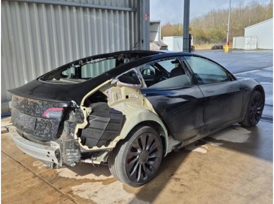 2022 Tesla Model 3 ab 01/17 Model 3 Performance