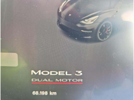 2022 Tesla Model 3 ab 01/17 Model 3 Performance
