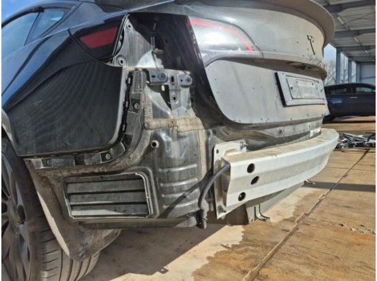 2022 Tesla Model 3 ab 01/17 Model 3 Performance