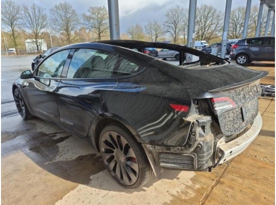 2022 Tesla Model 3 ab 01/17 Model 3 Performance