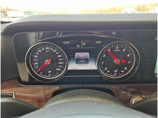 2017 Mercedes-Benz E Limousine E 400 4Matic