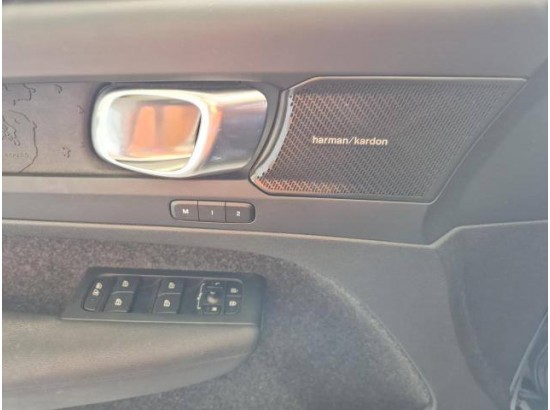 2023 Volvo XC40 Ultimate Recharge Pure Electric 2WD