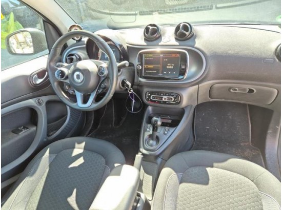 2021 Smart fortwo cabrio electric drive / EQ