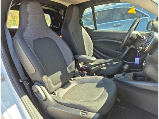 2021 Smart fortwo cabrio electric drive / EQ