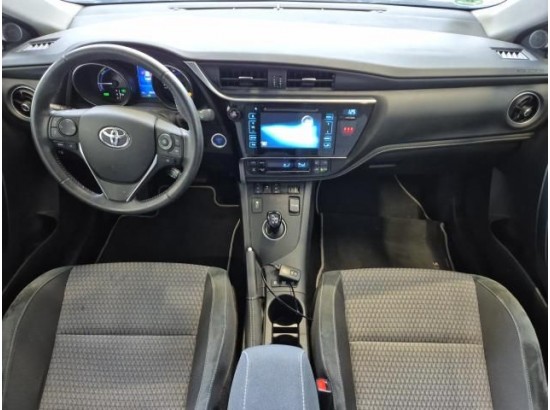 2019 Toyota Auris Hybrid Team D