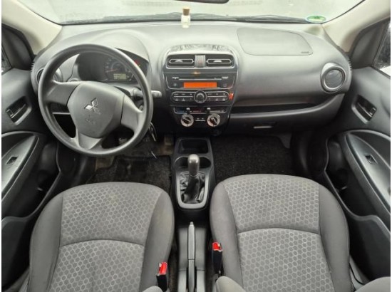 2016 Mitsubishi Space Star Diamant Edition