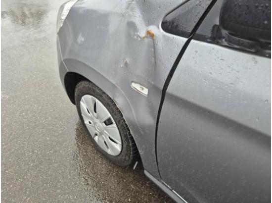 2016 Mitsubishi Space Star Diamant Edition