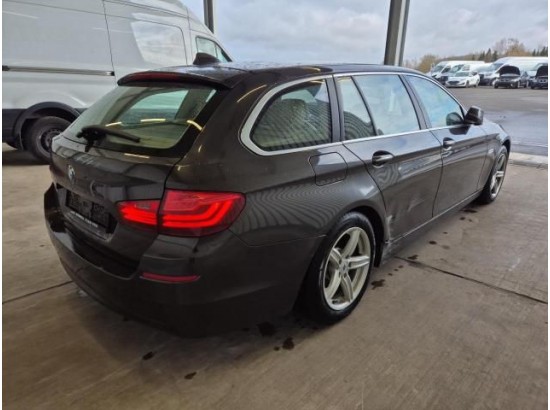 2015 BMW 5er Touring 520d