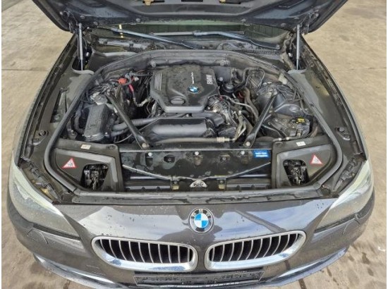 2015 BMW 5er Touring 520d