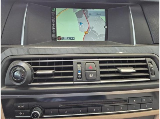 2015 BMW 5er Touring 520d