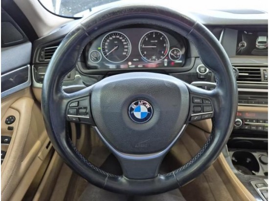 2015 BMW 5er Touring 520d