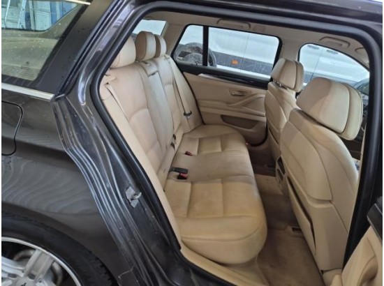 2015 BMW 5er Touring 520d