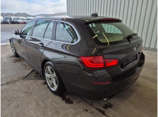 2015 BMW 5er Touring 520d