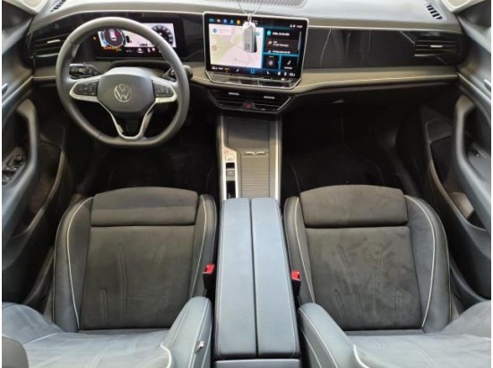 2025 Volkswagen Passat Variant 1.5 eTSI 110 kW Business