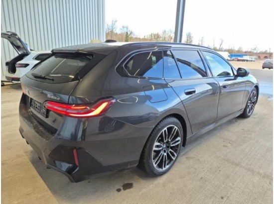 2025 BMW 5er Touring 520 d M Sport