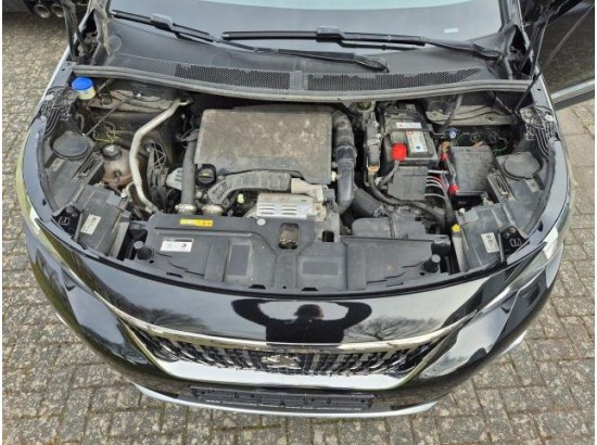 2020 Peugeot 5008 Allure