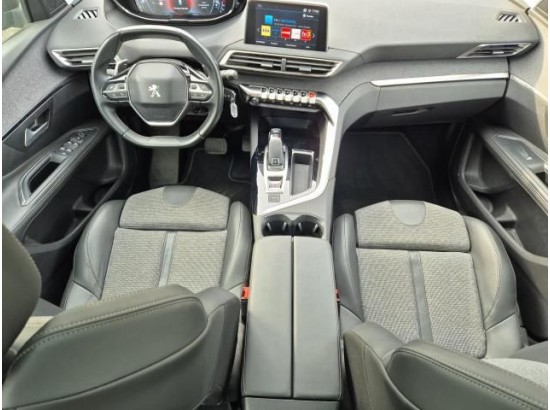 2020 Peugeot 5008 Allure