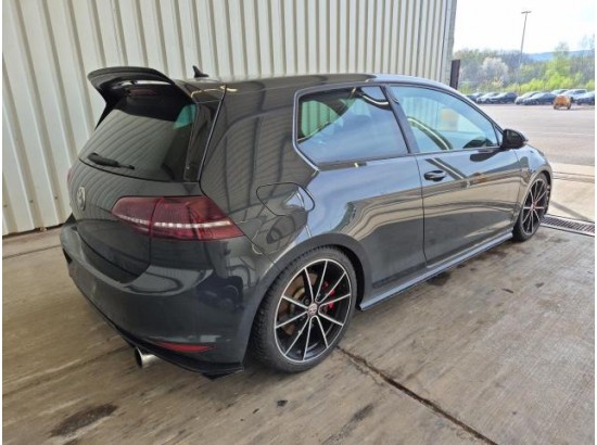 2016 Volkswagen Golf VII Lim. GTI Clubsport BMT