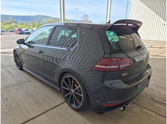 2016 Volkswagen Golf VII Lim. GTI Clubsport BMT