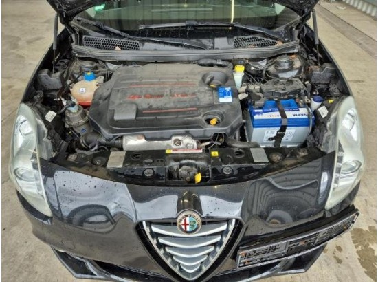 2016 Alfa Romeo Giulietta Turismo