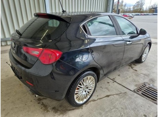 2016 Alfa Romeo Giulietta Turismo