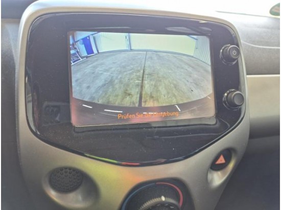 2015 Toyota AYGO x-play touch
