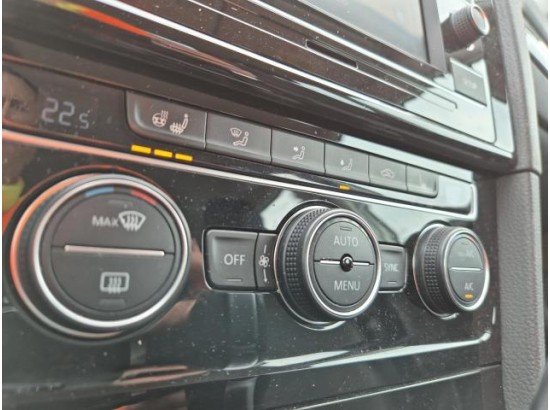 2017 Volkswagen Golf VII Lim. Highline BMT/Start-Stopp