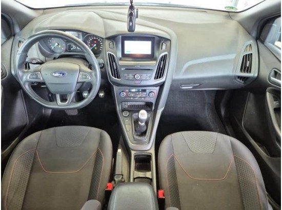 2018 Ford Focus Turnier ST-Line