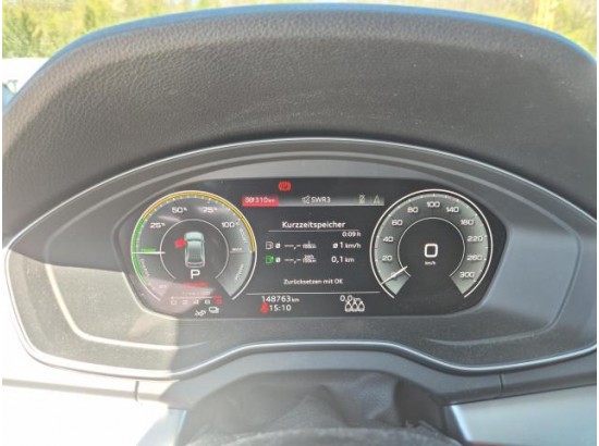 2021 Audi Q5 50 TFSI e quattro basis