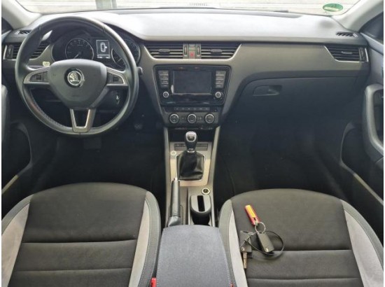 2017 Skoda Octavia Combi Joy