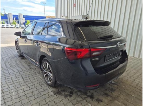 2015 Toyota Avensis Touring Sports Business Edition