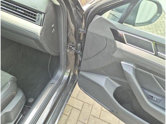 2024 Volkswagen Passat Variant Elegance