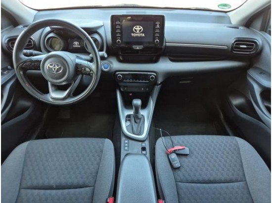 2020 Toyota Yaris Hybrid Club