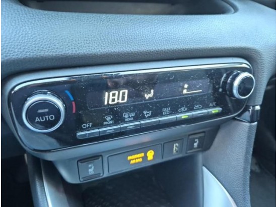 2020 Toyota Yaris Hybrid Club